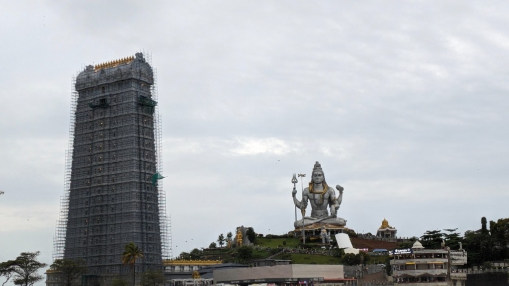 Raja Gopuram of Murdeshwara Temple