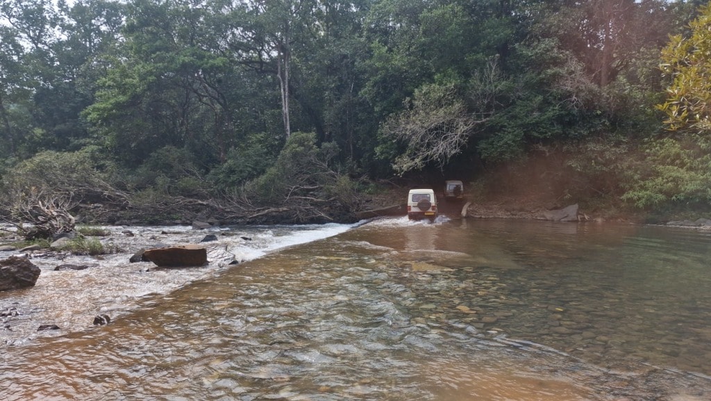dudhsagar falls goa jeep safari